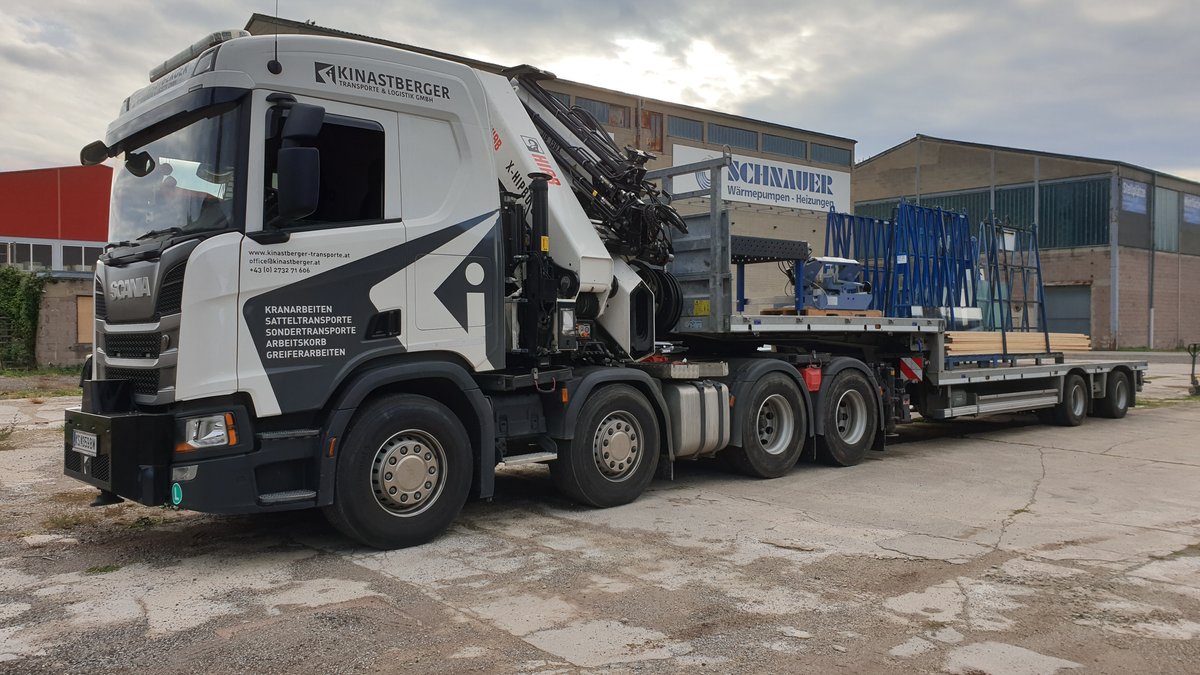 Lagerräumung LKW 4.jpg